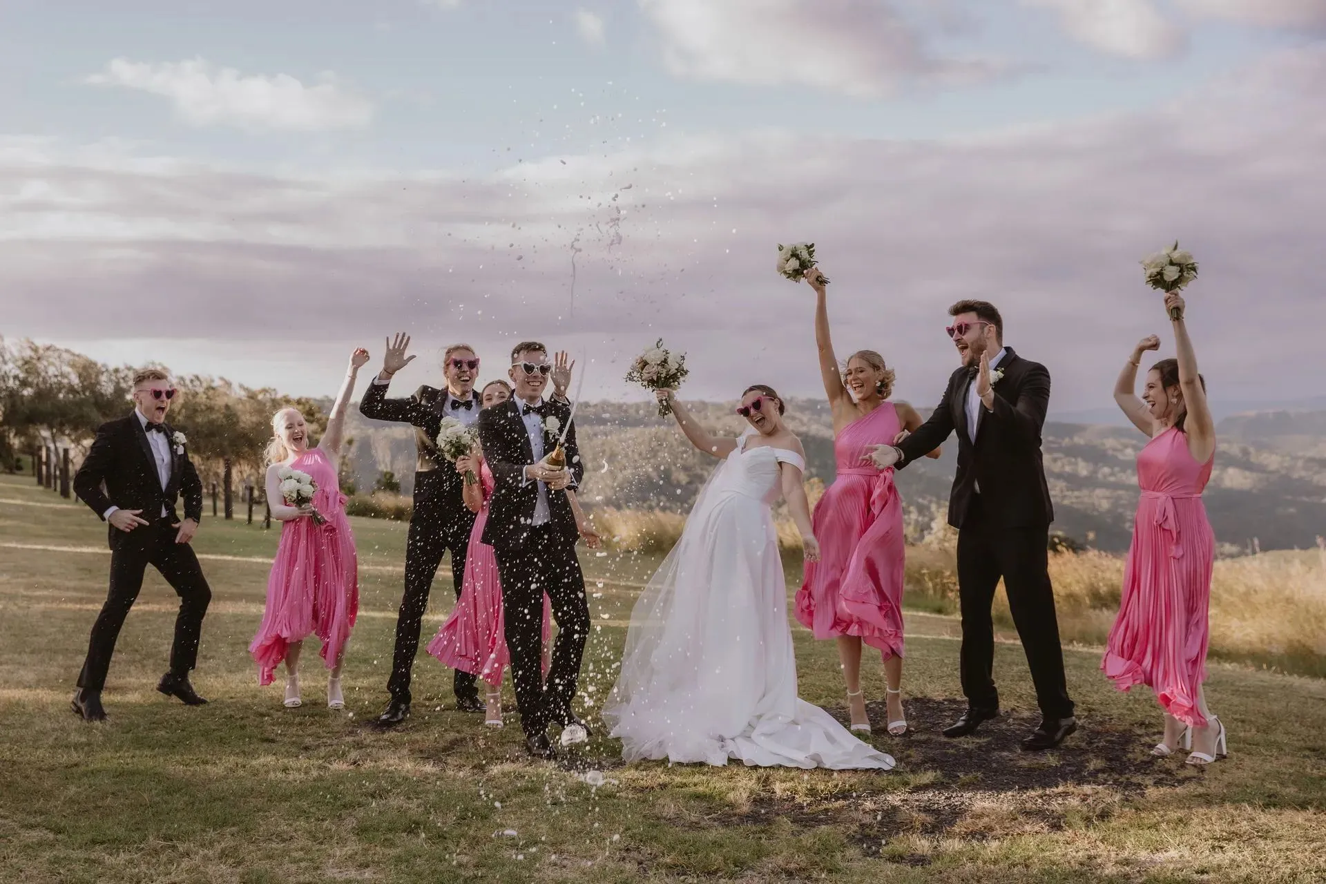 Bride & groom with confetti toss